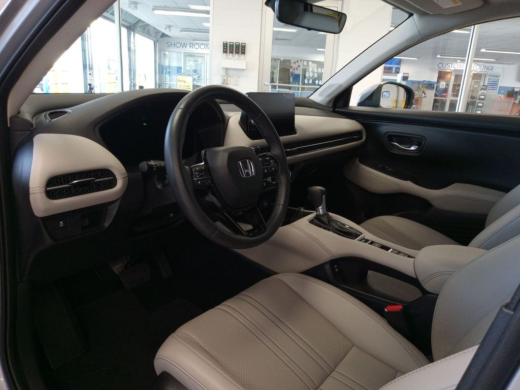 Thumbnail: 2026 Honda HR-V - 2