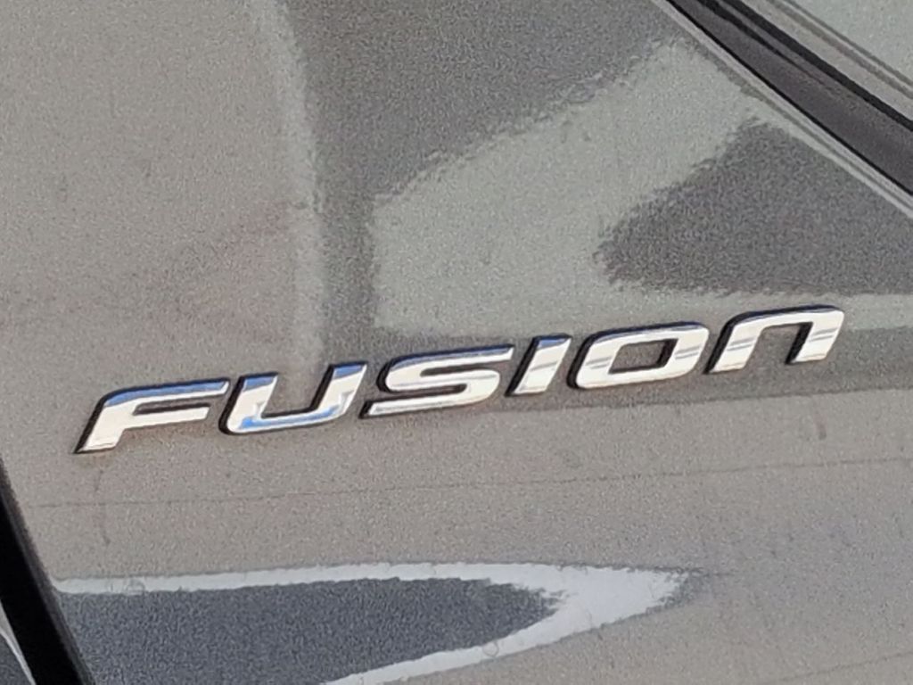 Thumbnail: 2018 Ford Fusion - 25