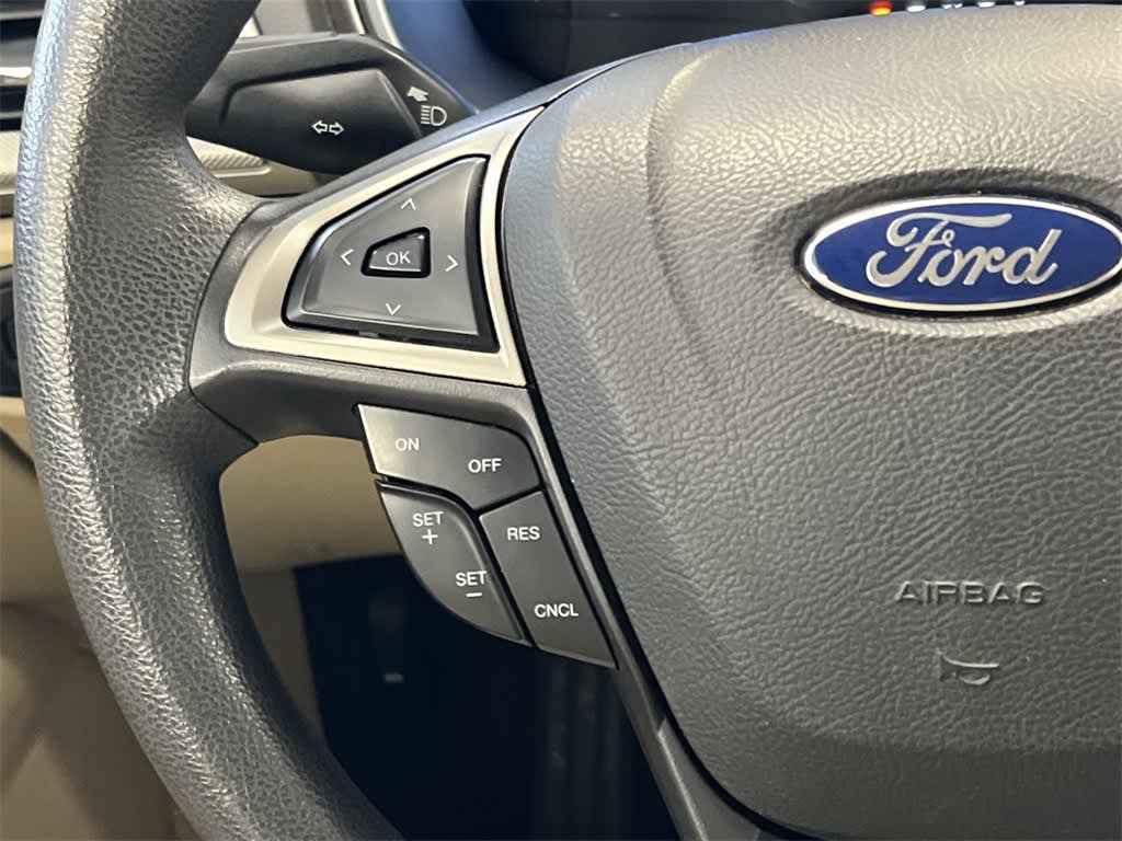 2015 Ford Fusion  33