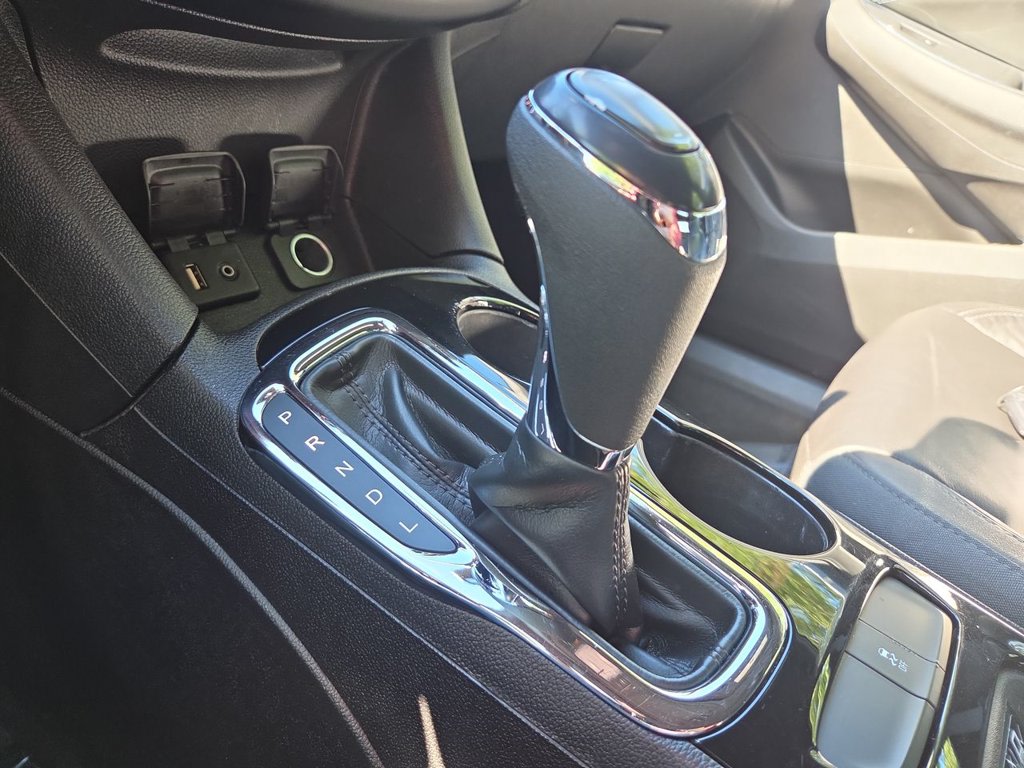 Thumbnail: 2018 Chevrolet Cruze - 15