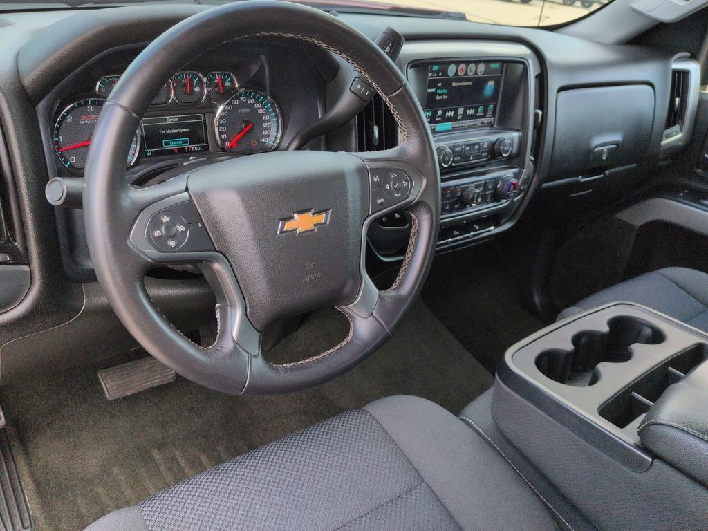 Thumbnail: 2018 Chevrolet Silverado 1500 - 2
