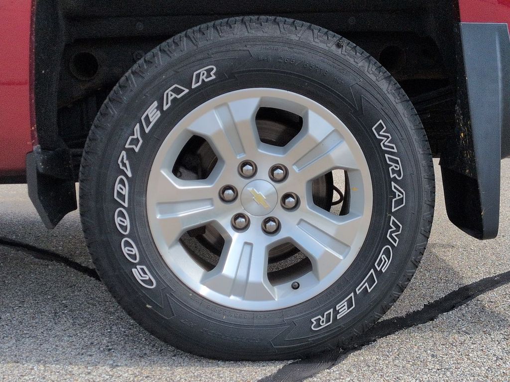 Thumbnail: 2018 Chevrolet Silverado 1500 - 8