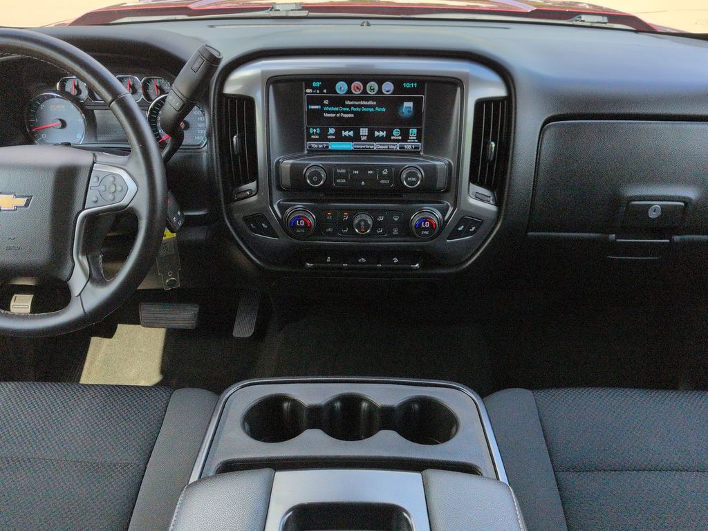 Thumbnail: 2018 Chevrolet Silverado 1500 - 9
