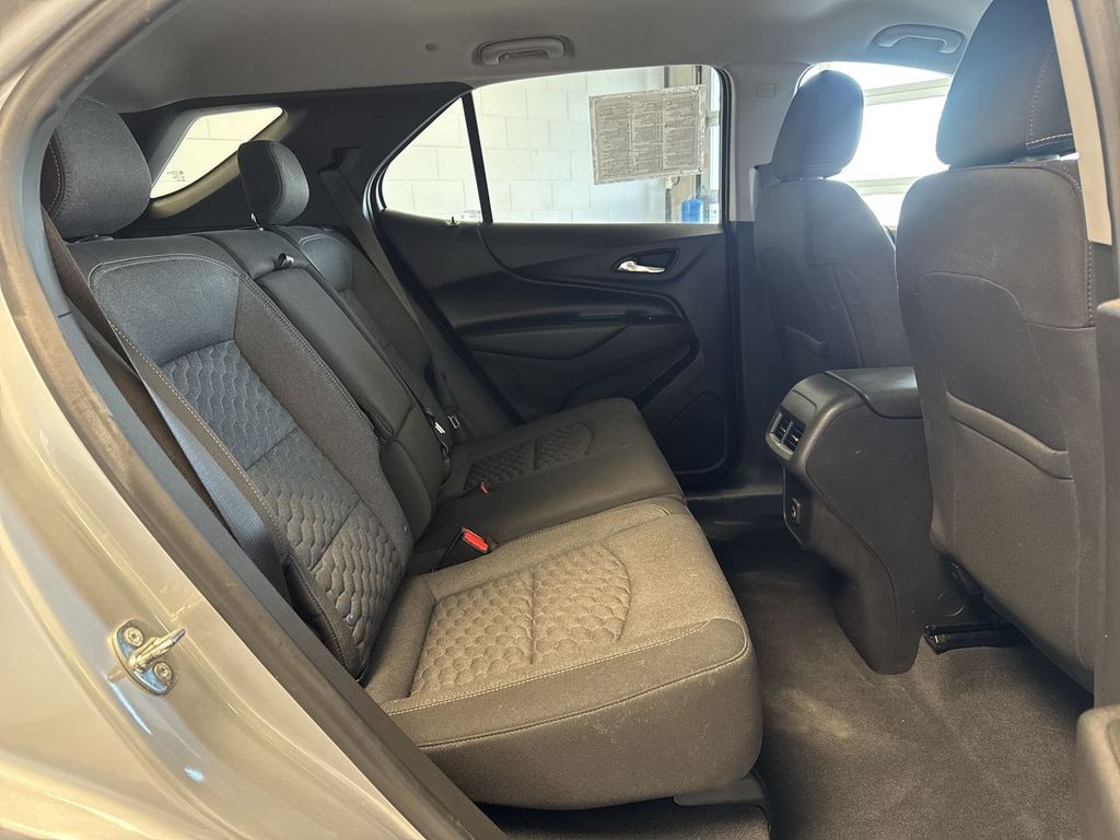 Thumbnail: 2019 Chevrolet Equinox - 28
