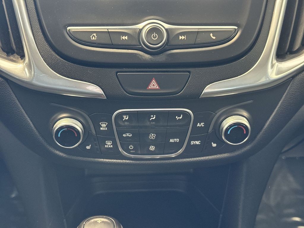 Thumbnail: 2019 Chevrolet Equinox - 34