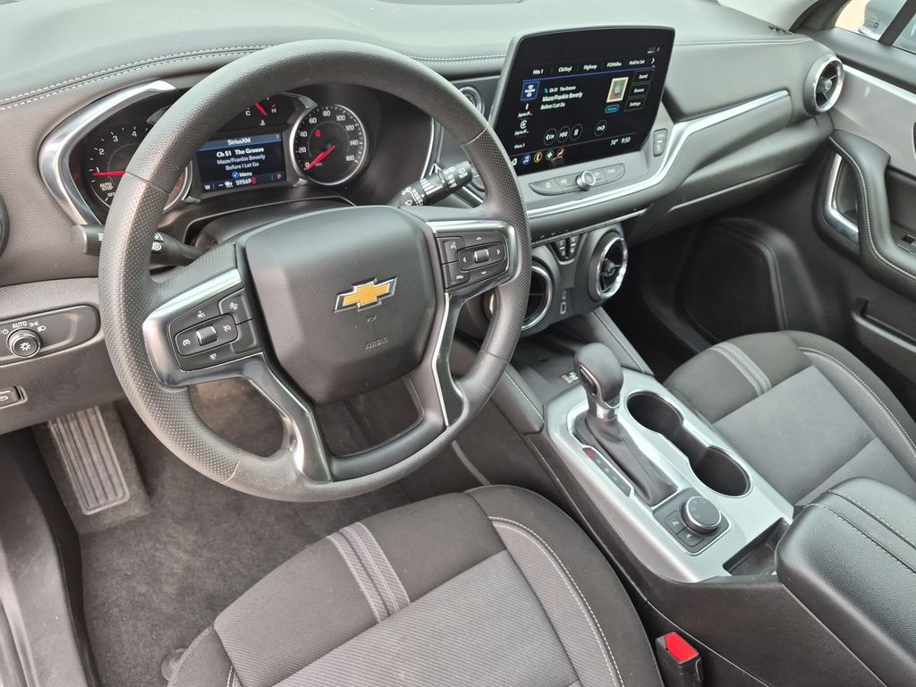 Thumbnail: 2024 Chevrolet Blazer - 2