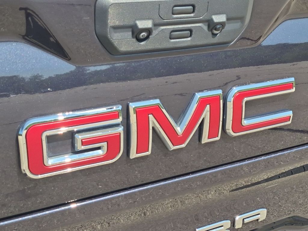 Thumbnail: 2023 GMC Sierra 1500 - 7
