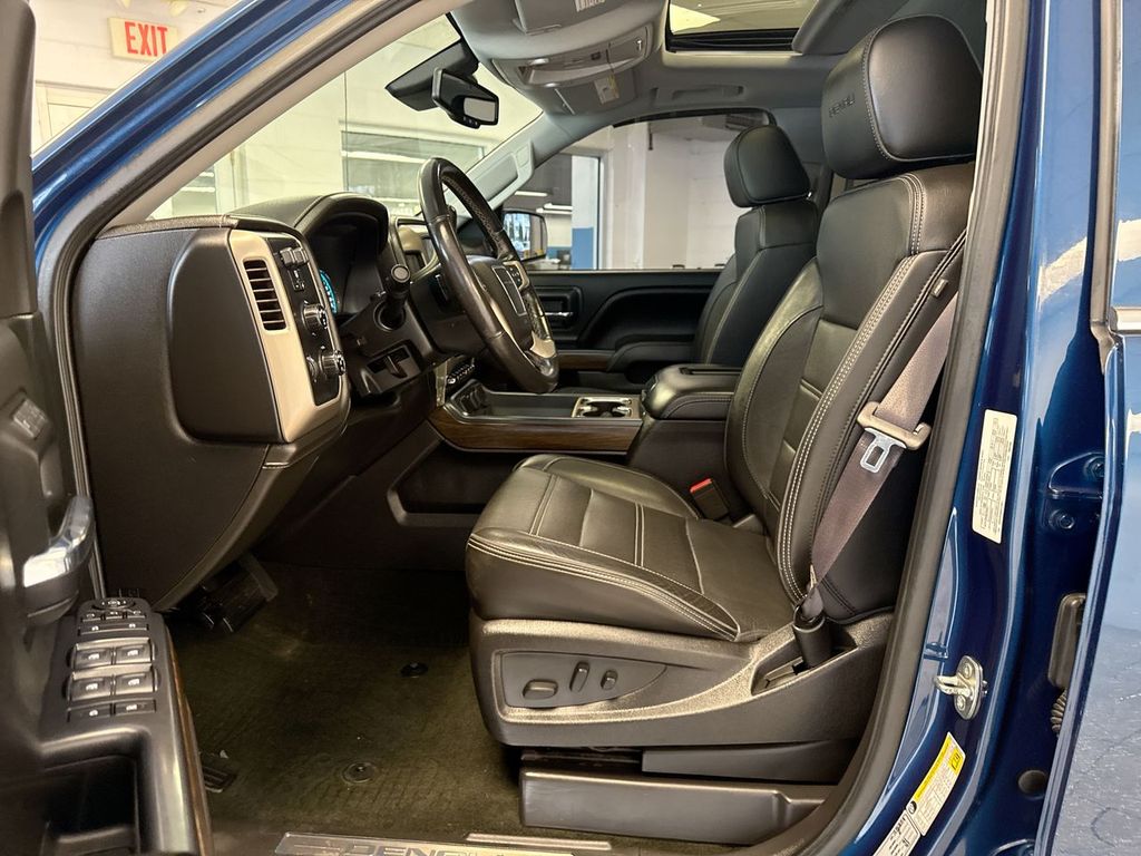 Thumbnail: 2017 GMC Sierra 1500 - 11