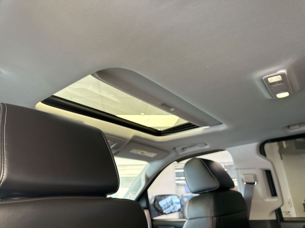 Thumbnail: 2017 GMC Sierra 1500 - 29