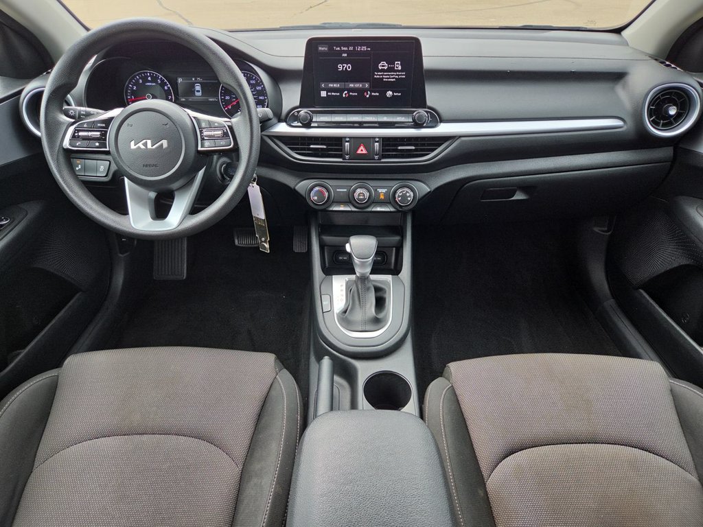 Thumbnail: 2023 Kia Forte - 7
