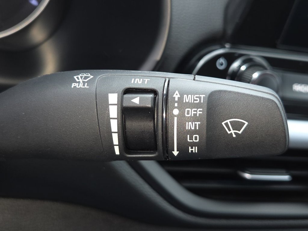Thumbnail: 2023 Kia Forte - 31