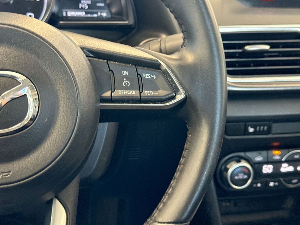 Thumbnail: 2018 Mazda Mazda3 - 32