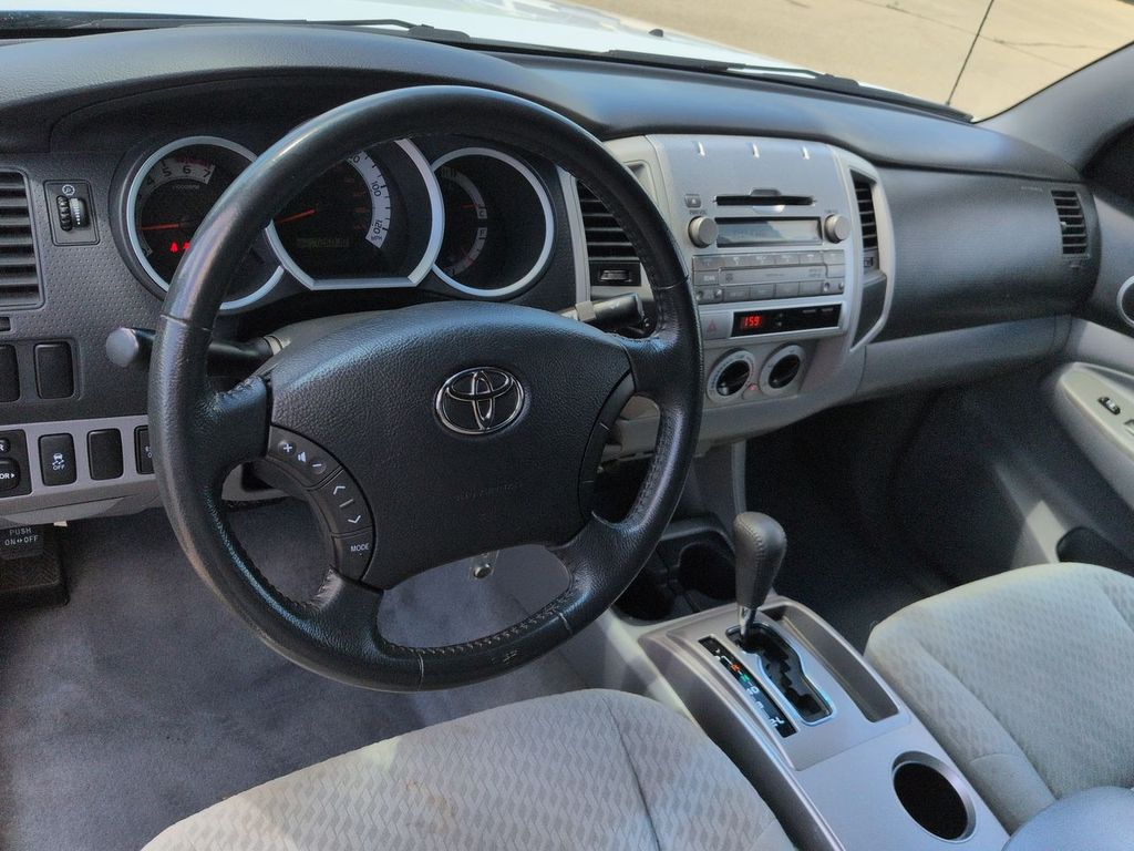 Thumbnail: 2011 Toyota Tacoma - 2