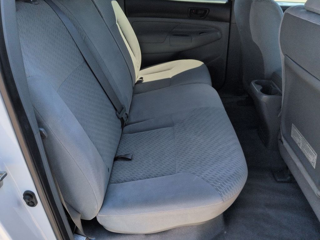 Thumbnail: 2011 Toyota Tacoma - 29