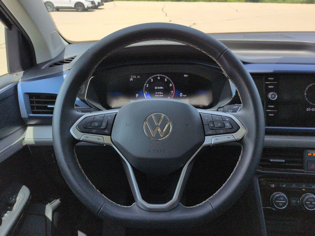 Thumbnail: 2024 Volkswagen Taos - 12