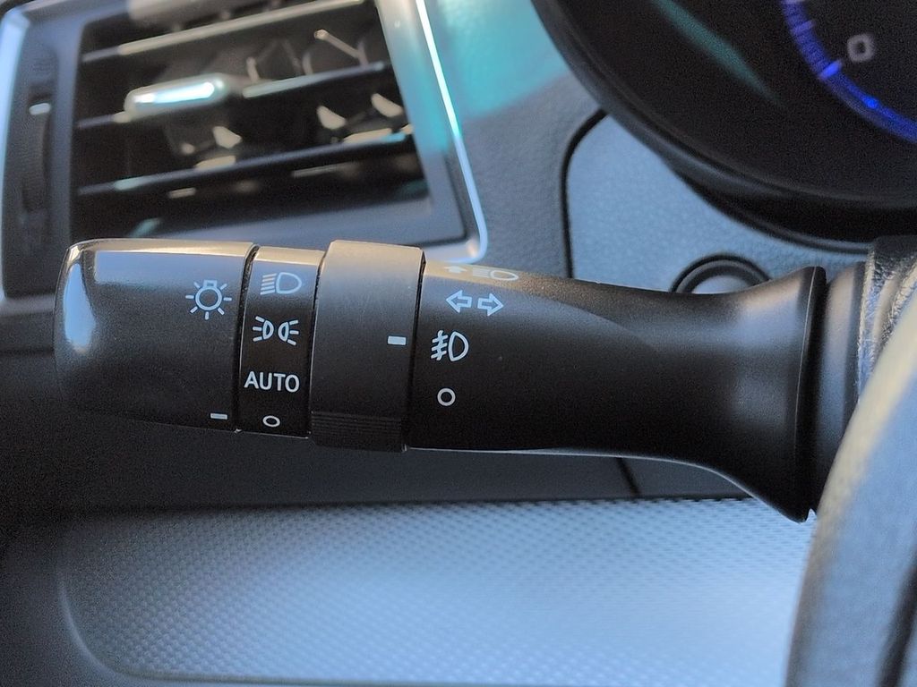 Thumbnail: 2015 Subaru Legacy - 31
