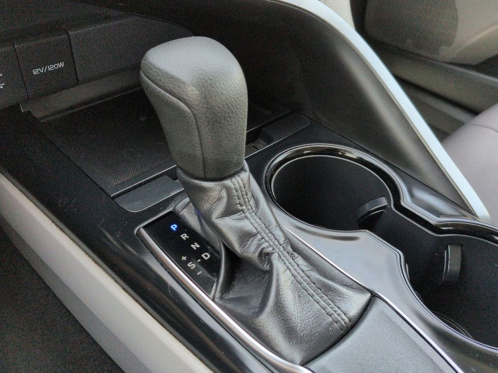Thumbnail: 2019 Toyota Camry - 35