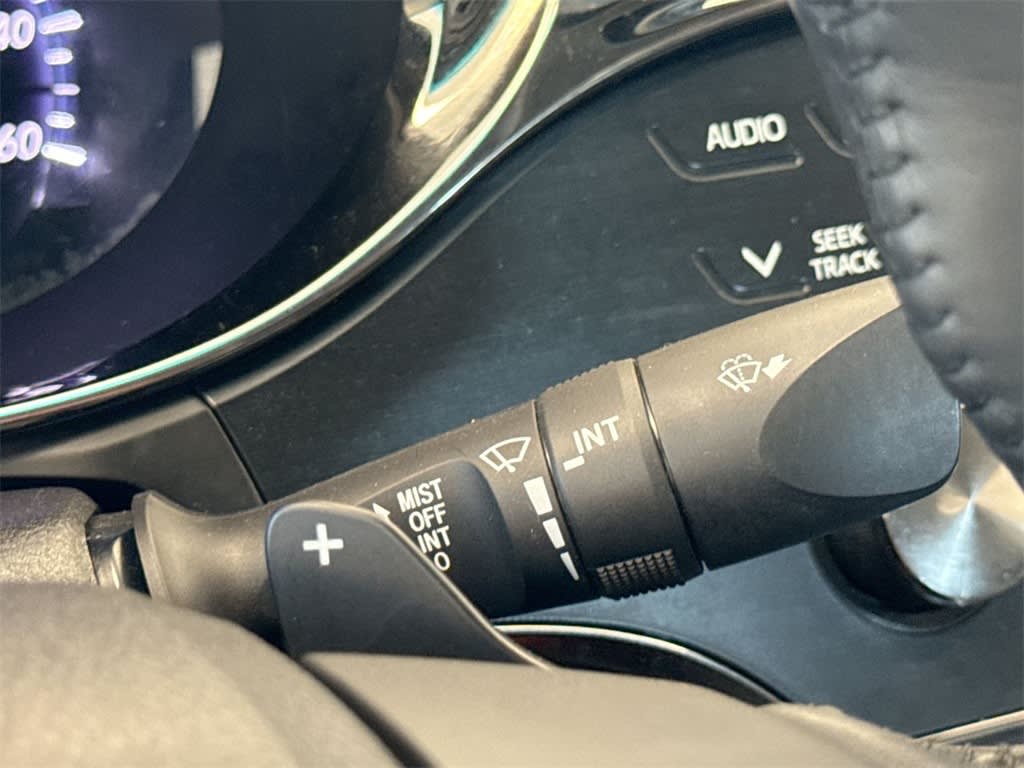 Thumbnail: 2014 Toyota Avalon - 17