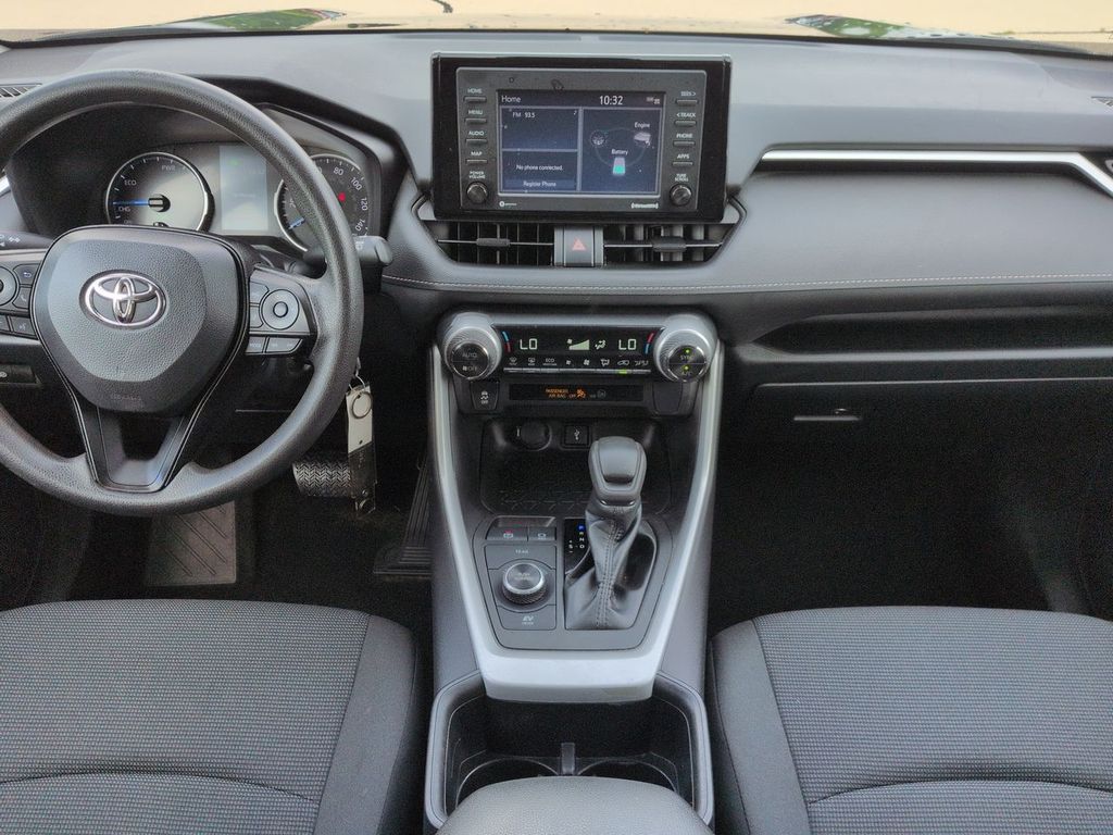 Thumbnail: 2022 Toyota RAV4 - 9