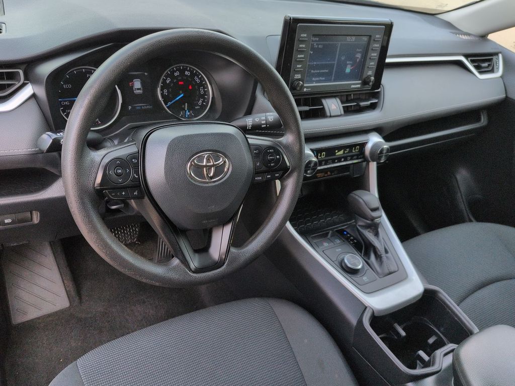 Thumbnail: 2022 Toyota RAV4 - 2