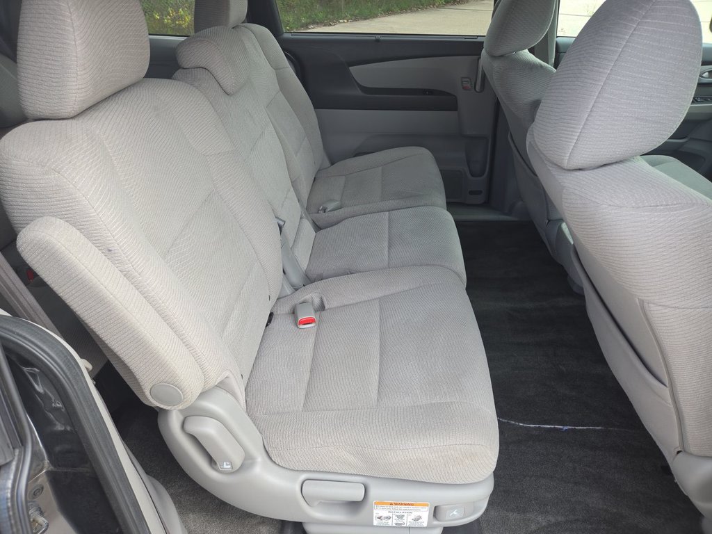 Thumbnail: 2012 Honda Odyssey - 28