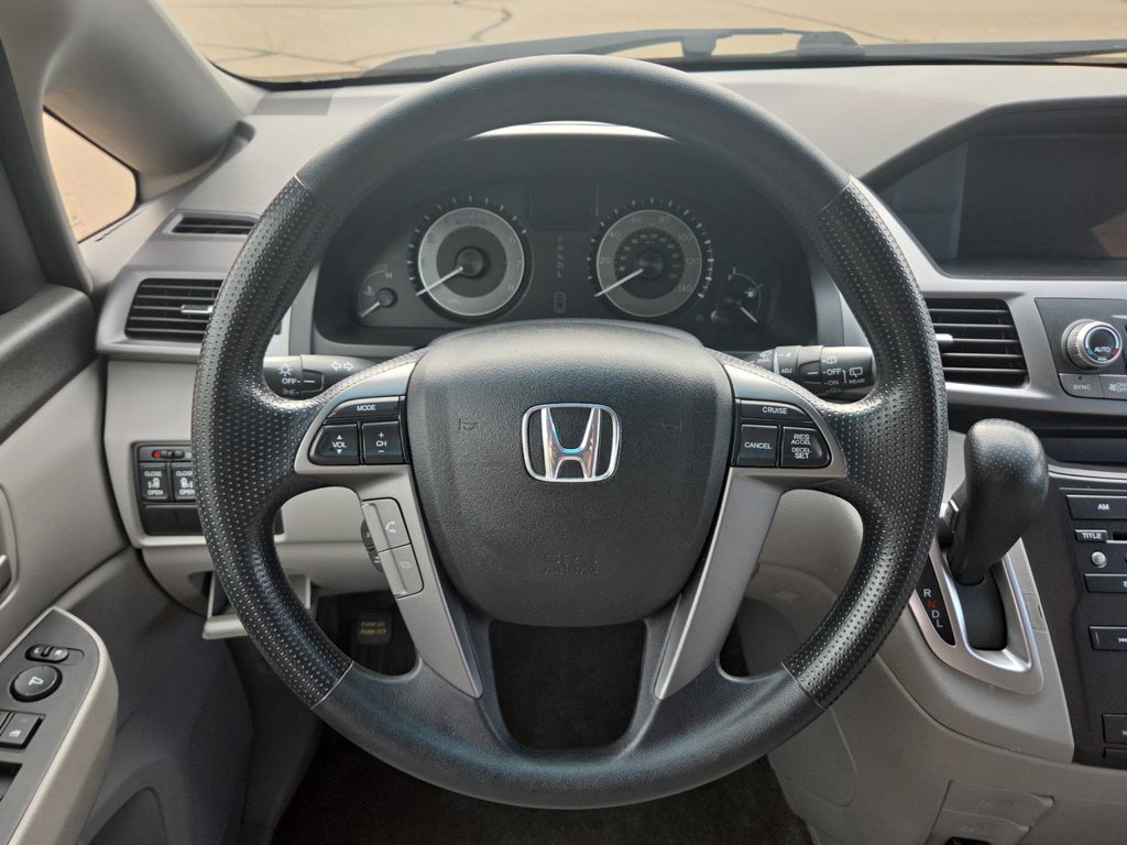 Thumbnail: 2012 Honda Odyssey - 13