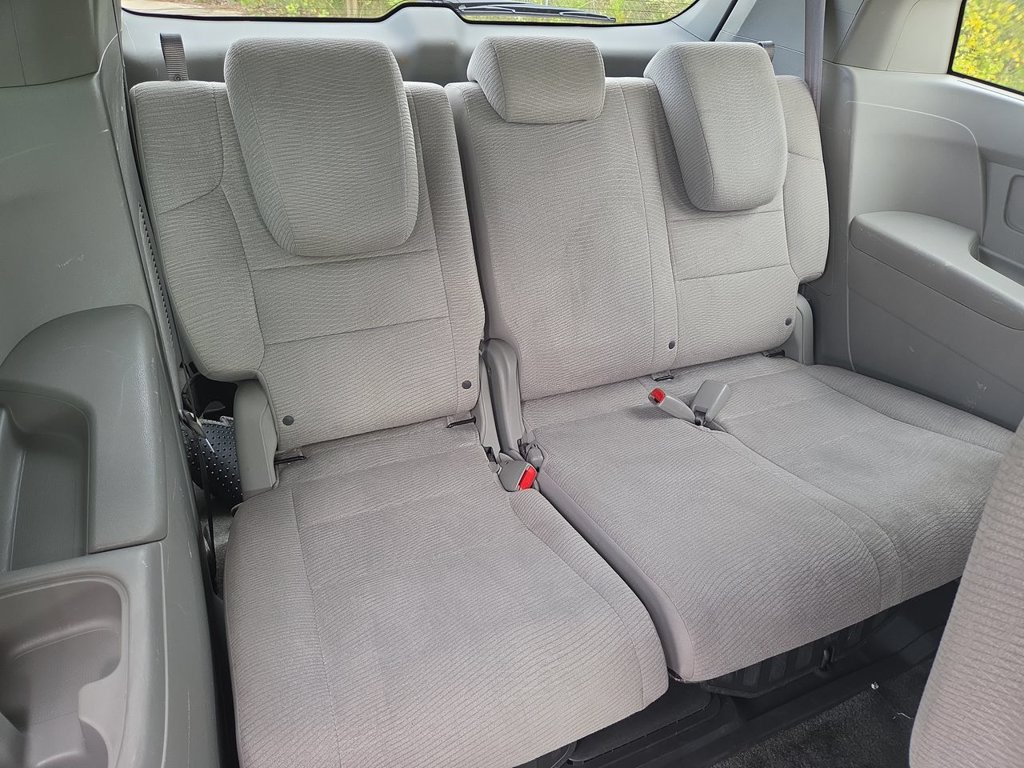 Thumbnail: 2012 Honda Odyssey - 29