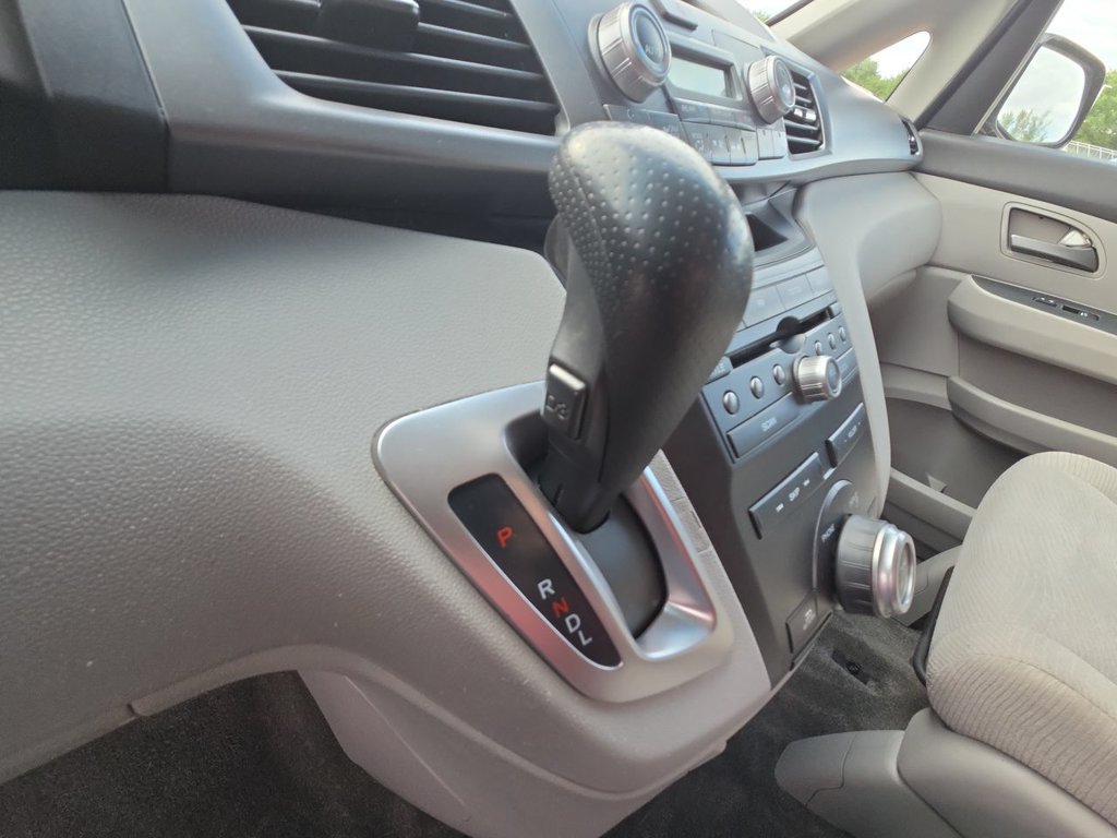 Thumbnail: 2012 Honda Odyssey - 33