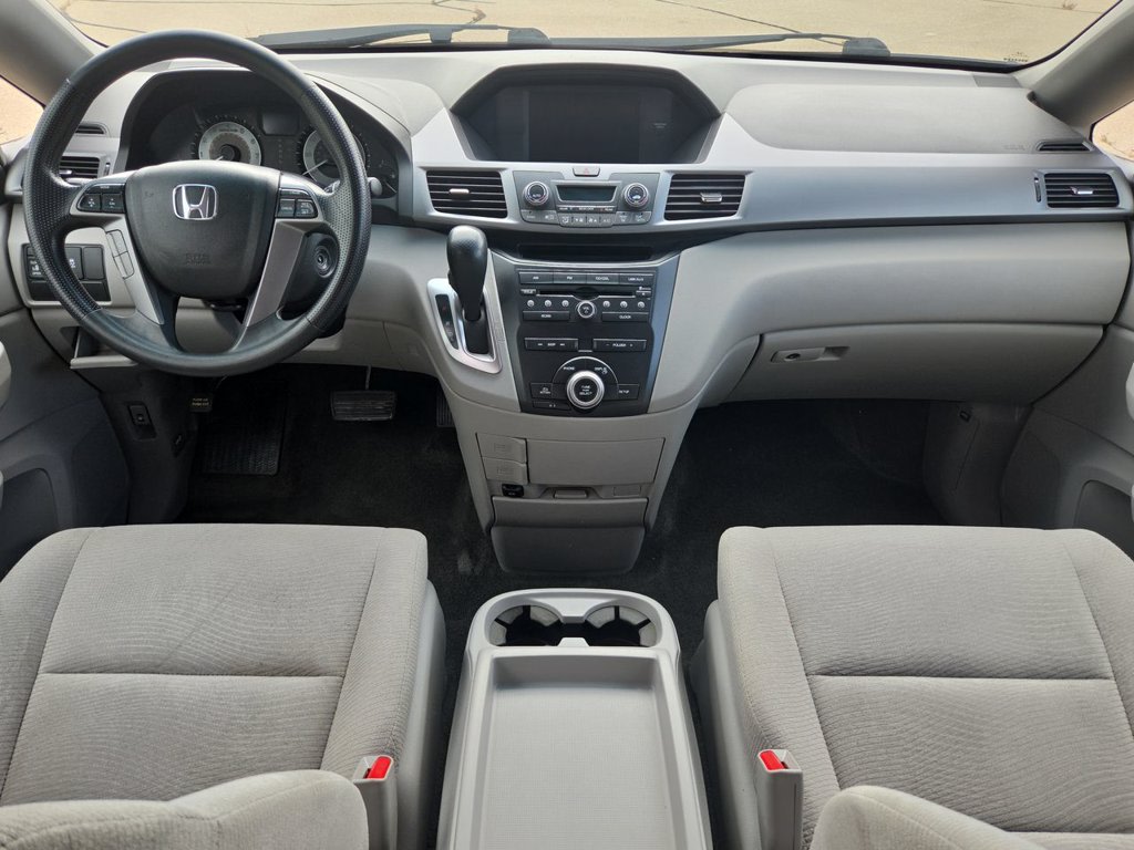 Thumbnail: 2012 Honda Odyssey - 9