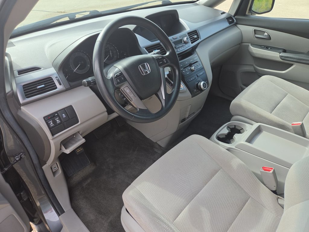 Thumbnail: 2012 Honda Odyssey - 2