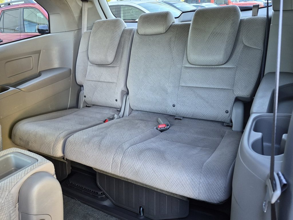 Thumbnail: 2016 Honda Odyssey - 26