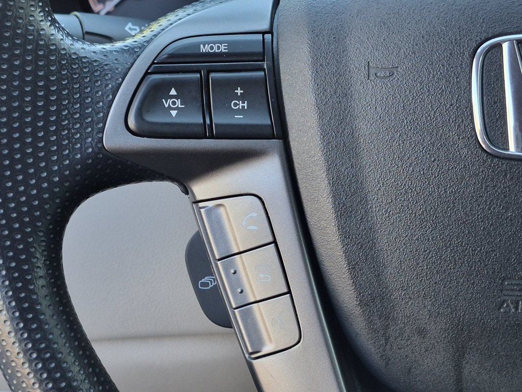 Thumbnail: 2016 Honda Odyssey - 28