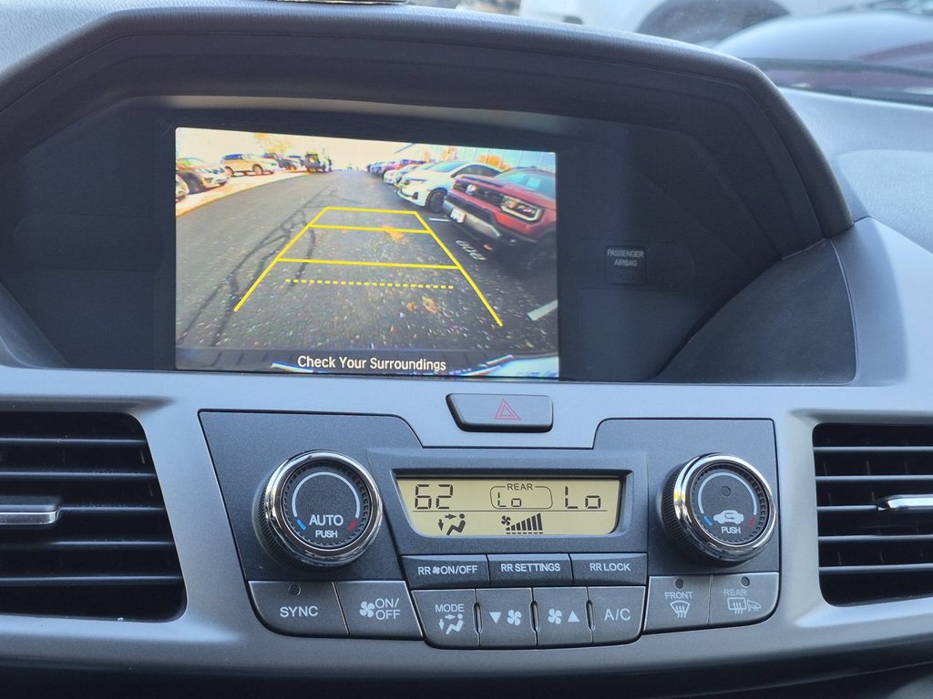 Thumbnail: 2016 Honda Odyssey - 30