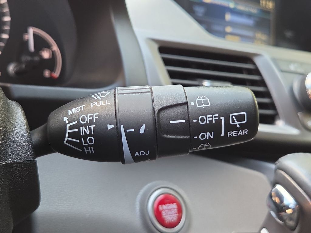 Thumbnail: 2014 Honda Odyssey - 35