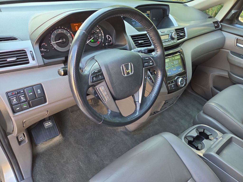 Thumbnail: 2014 Honda Odyssey - 2
