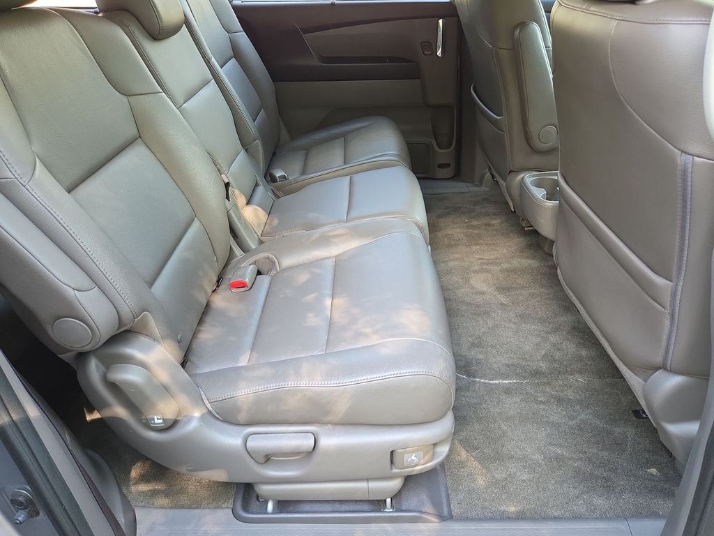 Thumbnail: 2014 Honda Odyssey - 12