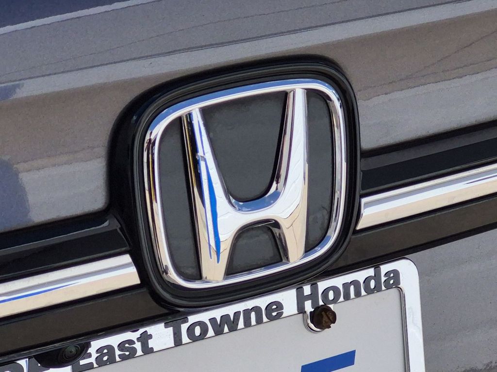 Thumbnail: 2021 Honda Odyssey - 7