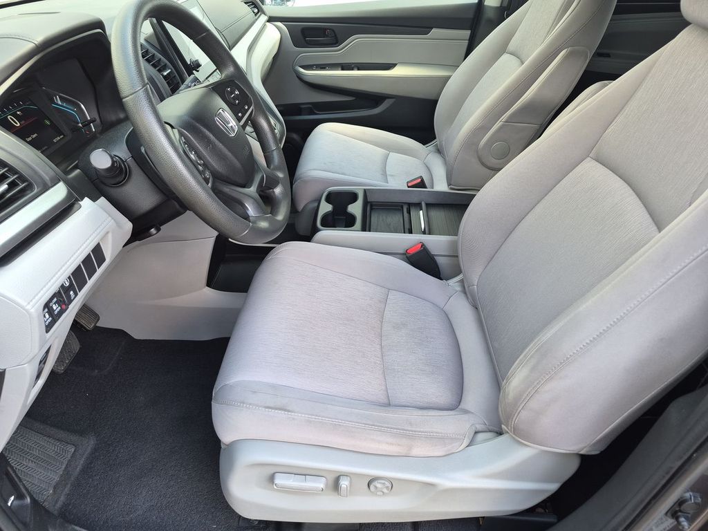 Thumbnail: 2021 Honda Odyssey - 10