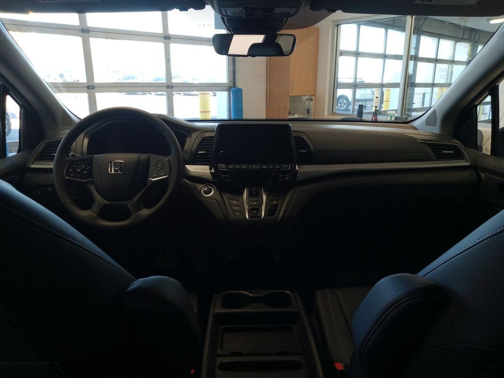 Thumbnail: 2024 Honda Odyssey - 2