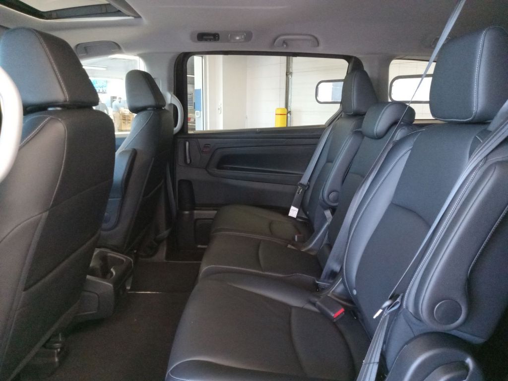 Thumbnail: 2024 Honda Odyssey - 25