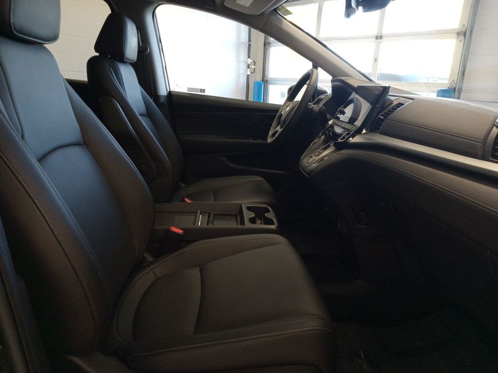 Thumbnail: 2024 Honda Odyssey - 11