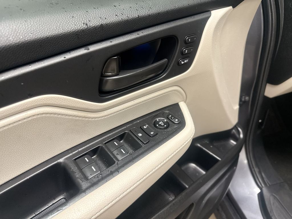 Thumbnail: 2024 Honda Odyssey - 22