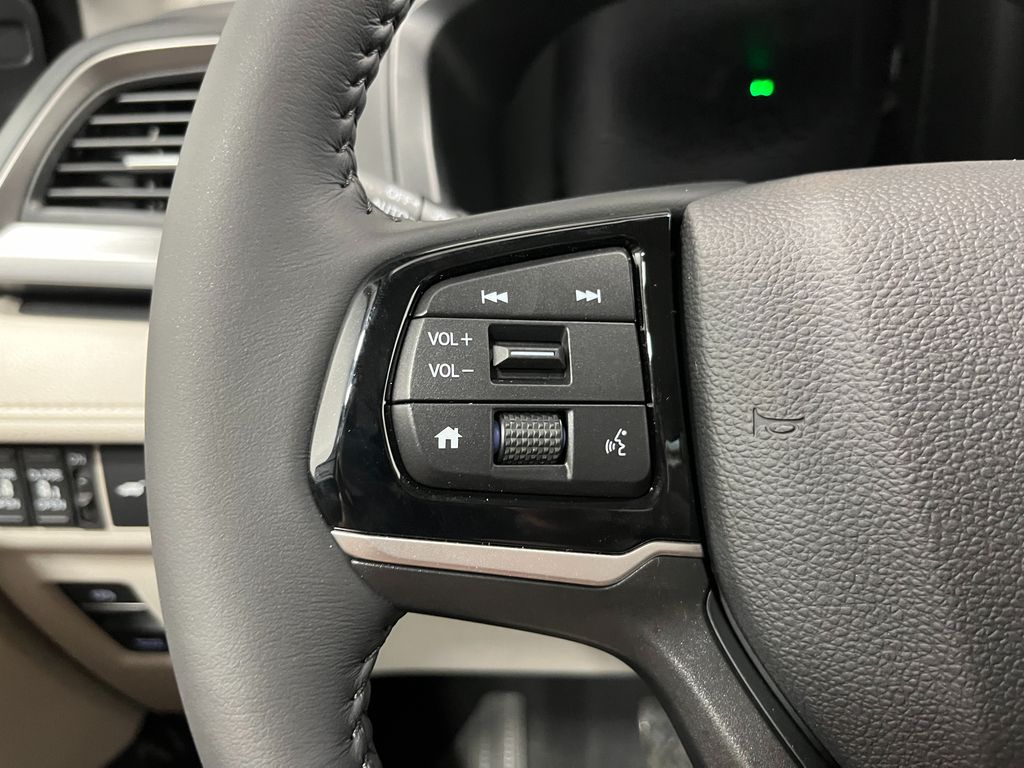 Thumbnail: 2026 Honda Odyssey - 17