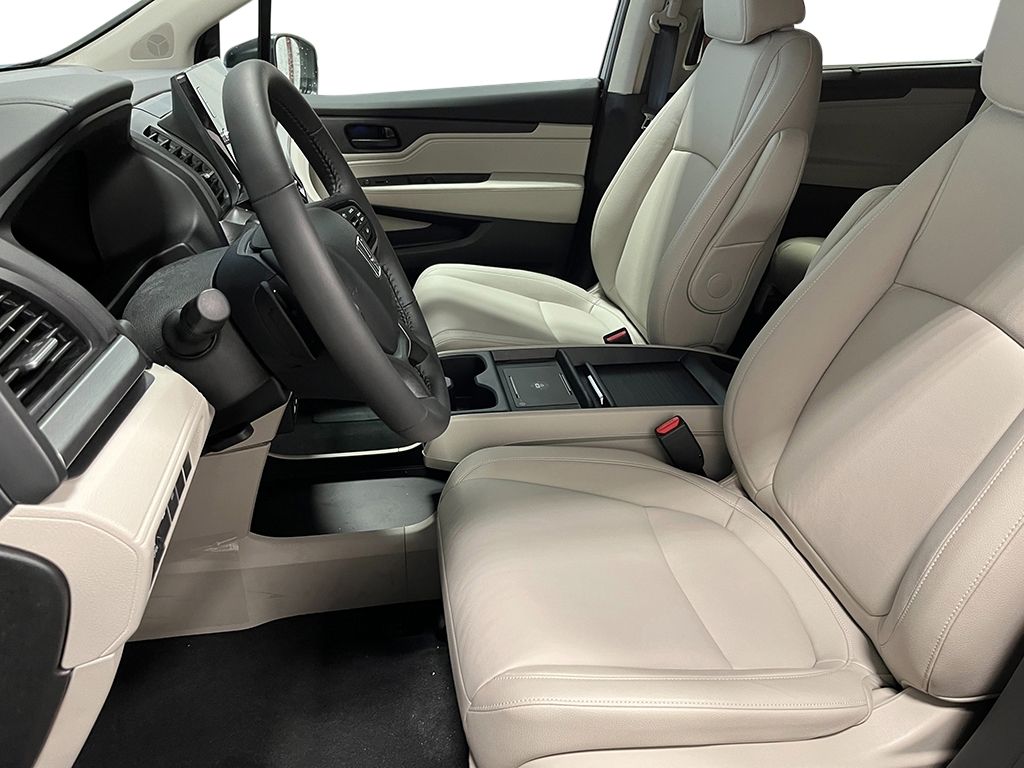 Thumbnail: 2026 Honda Odyssey - 11