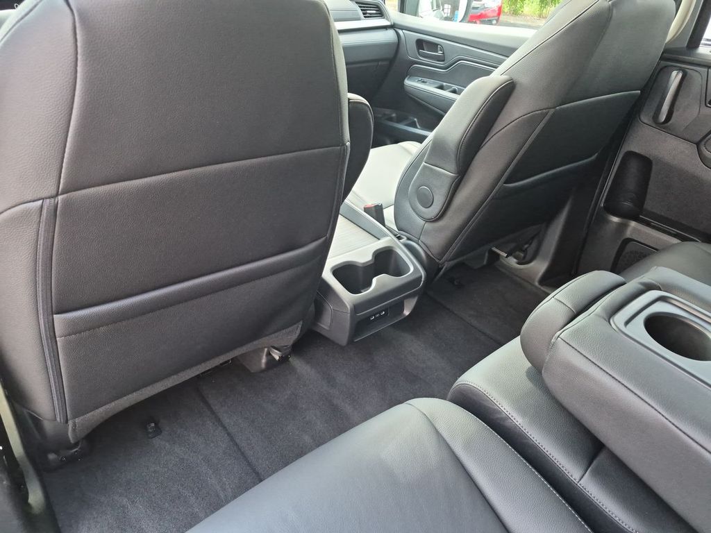 Thumbnail: 2026 Honda Odyssey - 27