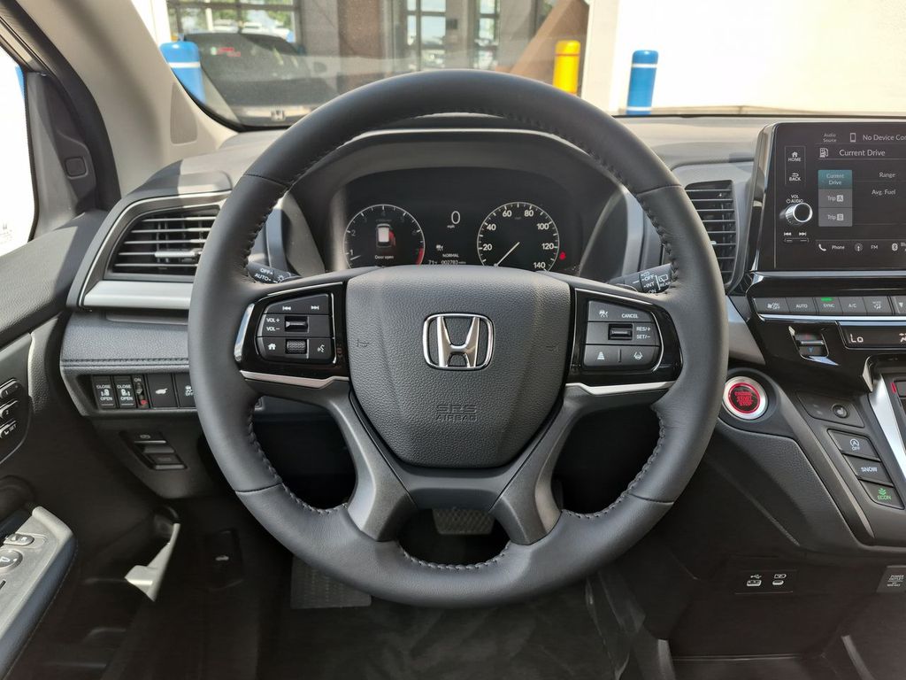 Thumbnail: 2026 Honda Odyssey - 13