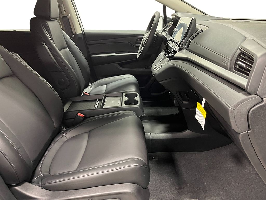 Thumbnail: 2026 Honda Odyssey - 12