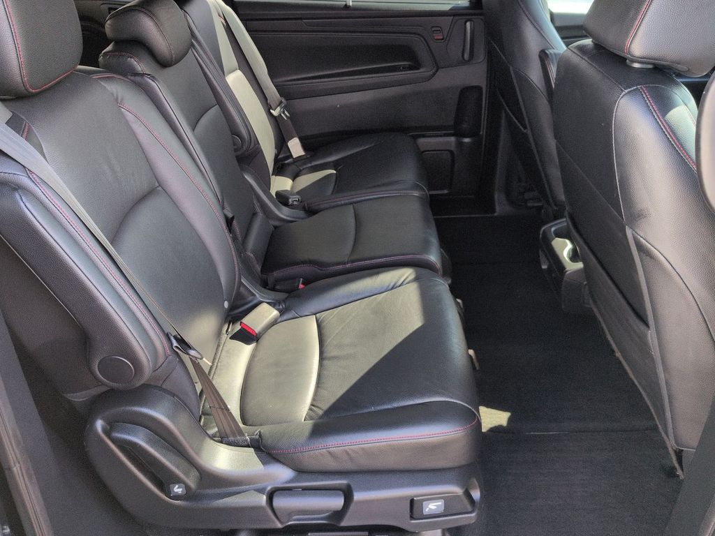 Thumbnail: 2023 Honda Odyssey - 28