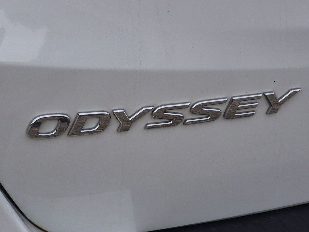 Thumbnail: 2022 Honda Odyssey - 23