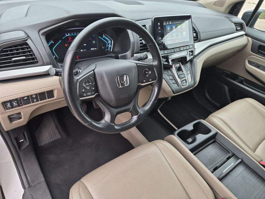 Thumbnail: 2022 Honda Odyssey - 2